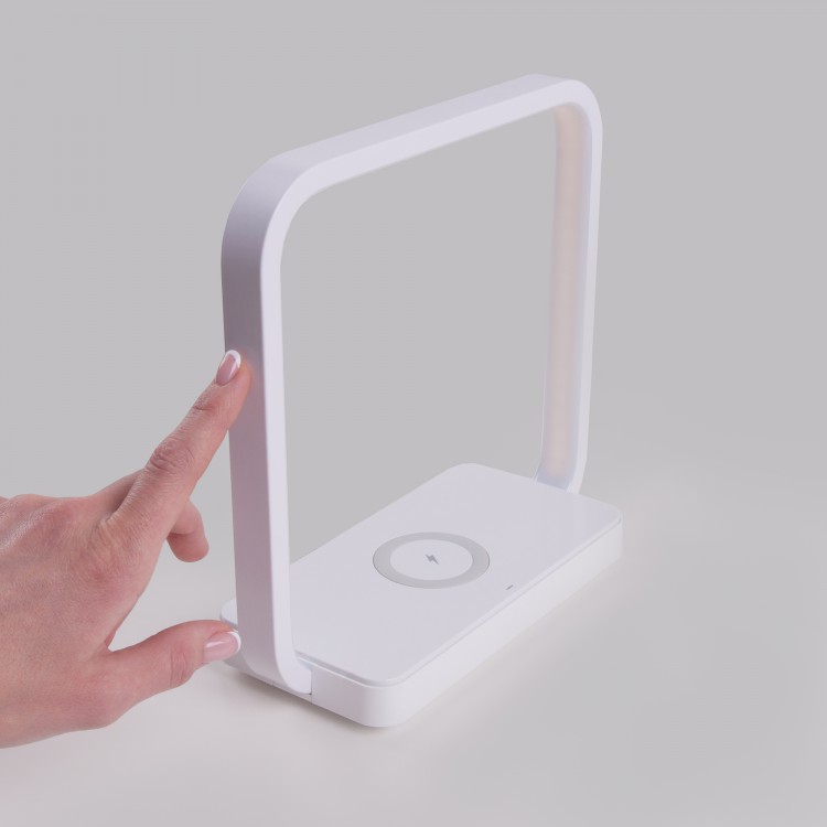 Наст. лампа 80502/1 4W 4200K белый (беспроводное зар. устрой) (снят с пр-ва)