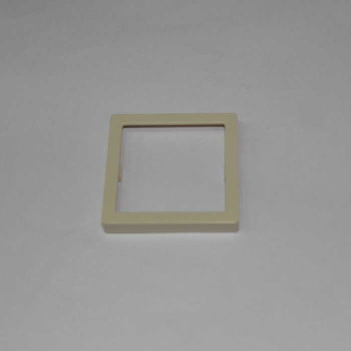 Установочный переходник для рамок Werkel крем E-30