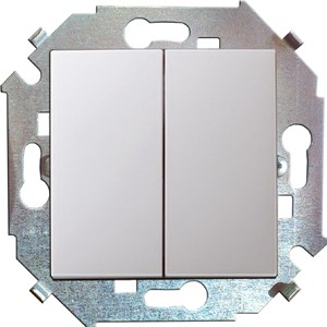 Выкл. 2-кл. белый, винтовой зажим  1591398-030 SIMON 15