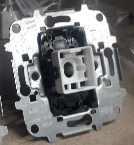 ABB Мех-м 1-кл. выключателя  Niessen 2CLA810100A1001 (8101)