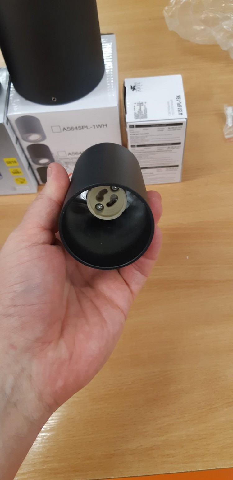 Светильник накладной ARTELAMP A1516PL-1BK